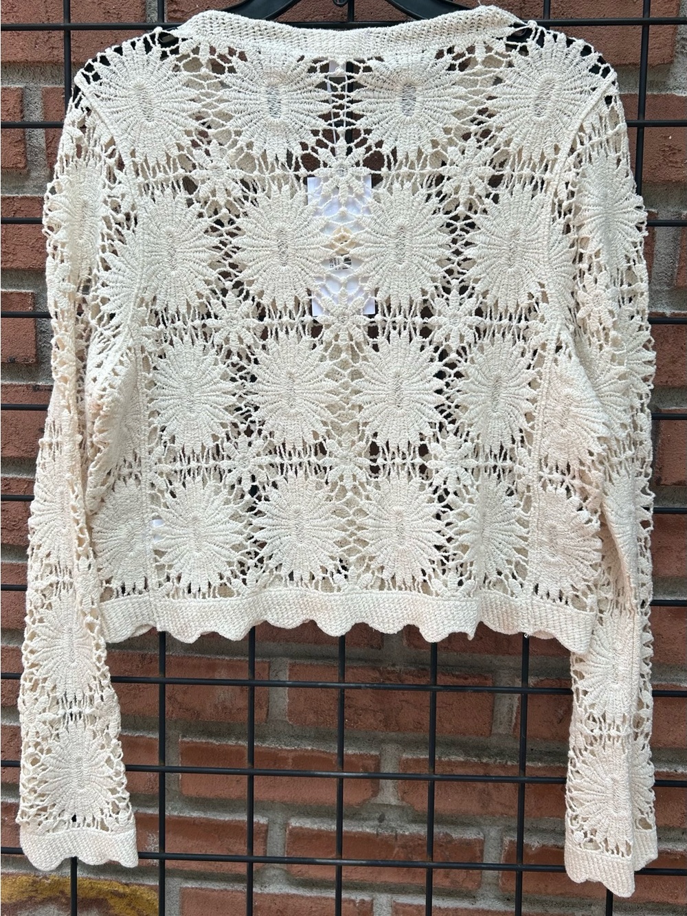 Annie Cream Crochet Floral Button V-Neck Cardigan - Picture 3 of 3